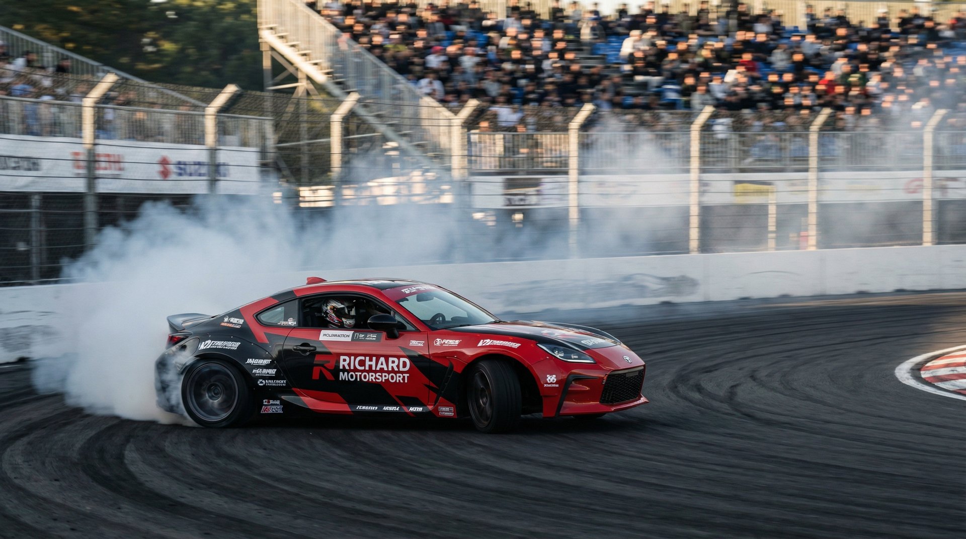 茄子视频汽车解说赛道视频